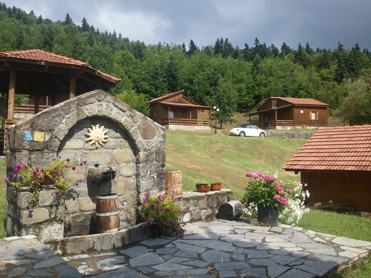 Livadaki Village Megali Kapsi Esterno foto