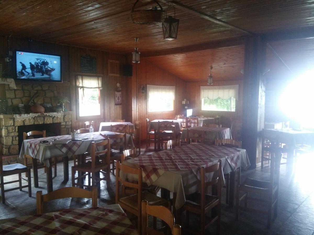 Livadaki Village Megali Kapsi Esterno foto