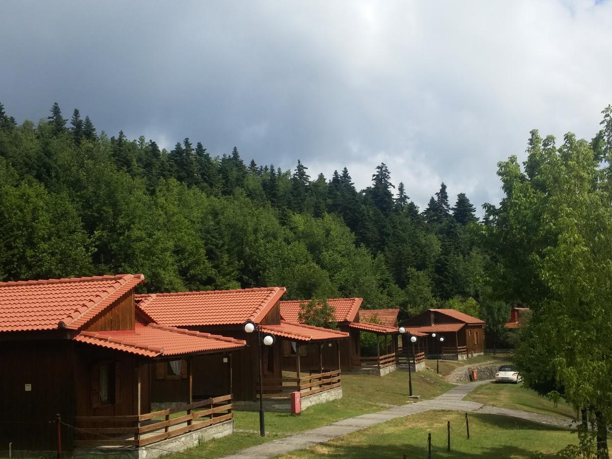 Livadaki Village Megali Kapsi Esterno foto